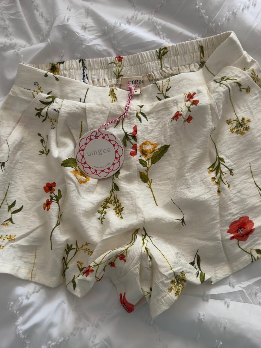 NWT Umgee Cream Floral Linen Shorts with Yellow, Red and Green Accents